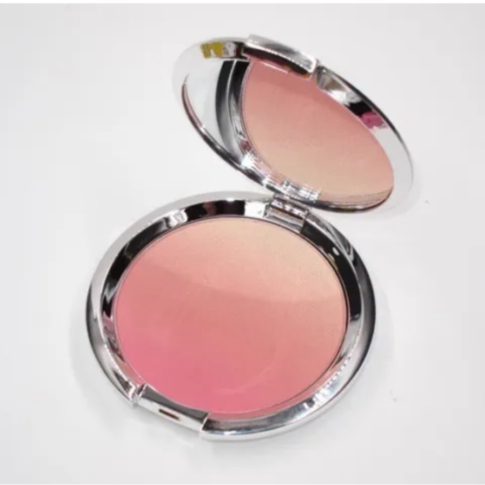 it Cosmetics Wineberry Flush Ombre Radiance Blush 0.38oz/10.8G NIB